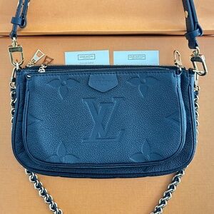 LOUIS VUITTON _ Multi Pochette Accessoires cross-body bag (LIKE NEW)
